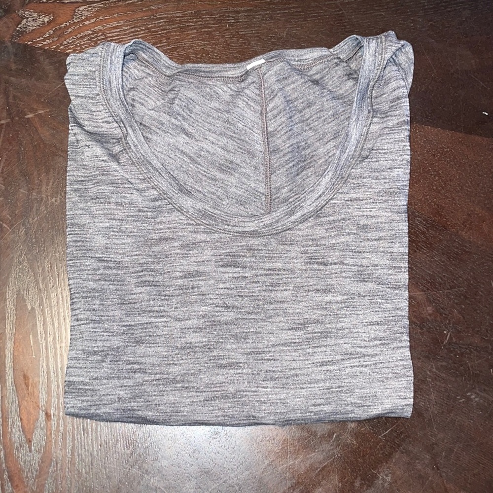 Grey long sleeve Lululemon shirt